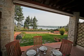 Spectacular view with pool - Image 5