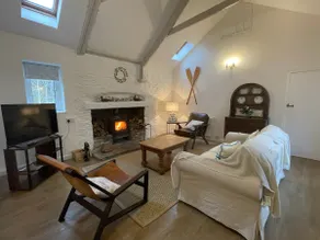 Peaceful Cottage nr Beaches & Dartmouth. Parking - Image 2