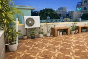 CUTE & COZY Super-host Luxury Studio with Terrace - Image 3