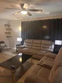 Stunning Brick Tri Level Home 420 friendly - Image 2