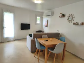 spacious and pleasant studio - Image 4