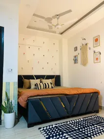 Your Little Paradise| Near Huda | Gurgaon sec 43 - Image 2