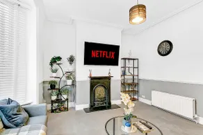 Homes Assist Stays - Spacious and Comfy 2-Bed Home Southampton, Sleeps 5 - Image 4