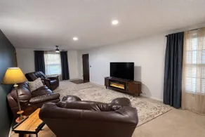 12 miles to Ponca City, Dog Friendly, Kaw Lake - Image 4