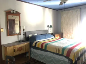 The Comfort Lodge Apt 3 - Image 2