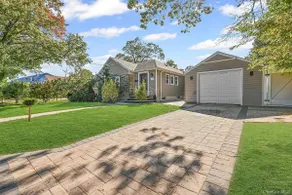 Entire Home 10 Min to JFK Near Shopping & NYC - Image 2