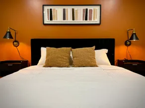 Quiet 2BR for Travel Nurses & Pros | WiFi, Parking - Image 3