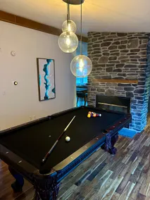 Riverfront Getaway in McKenzie Forest - Image 4