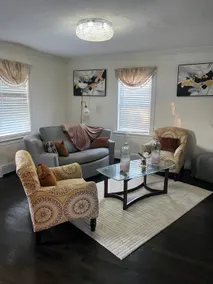 Comfortable, affordable living in Attleboro - Image 2