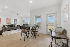 Sunset Creek Sanctuary - Spacious Family Home - Image 4