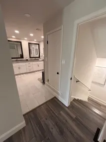 Private King Luxury Retreat - Image 2