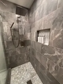 Private King Luxury Retreat - Image 3