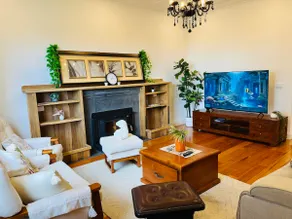 Bright & spacious 4BR Family Holiday Home - Image 4