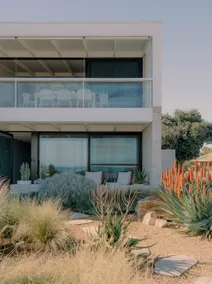 Reef House: Heated Pool • Beachfront • Gas Fire - Image 3