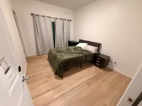 Spacious 5-bedroom house in adorable Manteca - Image 3