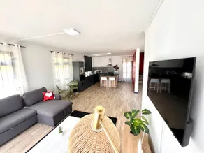 Love Room romantique avec jacuzzi prive & Parking - Image 3