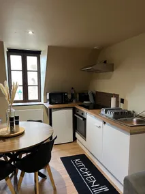 Fully equipped 2 bedroom apartment - Image 3