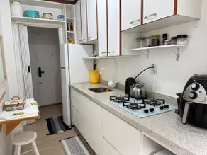Modern and great location with parking space in J Lindóia - Image 4