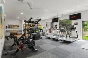 New Luxury Stay | Near DWTN + Airport | Pool + Gym - Image 5
