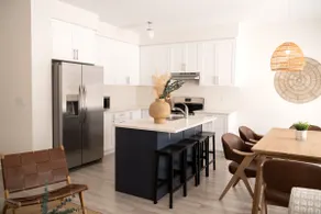 Modern Group Retreat| 4BR | Near Wineries & Trails - Image 4