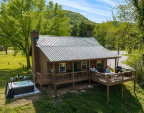 Riverfront Little Red Trout Cabin, Hot Tub & Views - Image 2
