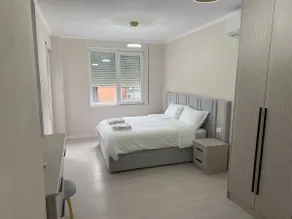 E&E Family Apartment, 5 min from Airport, city center - Image 3