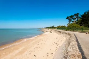 Holidays by the sea: Bungalow for 6 with terrace - Image 4