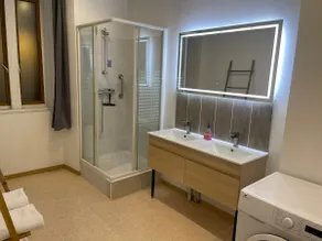 Ideal location in the very center, free Wi-Fi - Image 5
