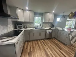 Cozy Stay Near Providence + Workspace - Image 3