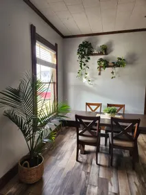 Charming Newly Renovated WheelchairAccessible Home - Image 4