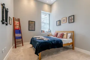 Quirky & Stylish 2-bed Retreat in Edinburgh - Image 3