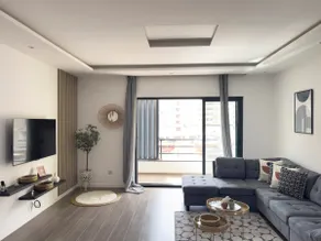 Modern 2-bdr apt with rooftop pool - LCGR - Image 2