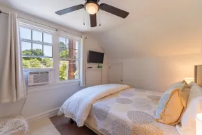 Cozy Cloud 9 Loft Apartment - Clean & Serene - Image 2