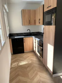 4-person apartment with pool and sea - Image 5