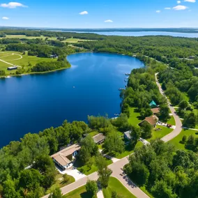 Lakefront 3 Bedroom Retreat on Susan Lake-5 minutes from Charlevoix - Image 2
