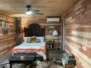 Stagecoach Cabin at Miller Farms - Image 4