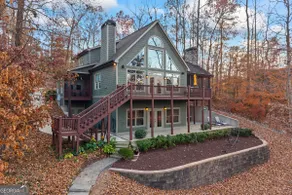 Chapman Cottage -Lakefront, Deep Water Dock-Party Deck, Paddleboard, Grills, Game Room, Pool table, Fireplace - Image 4