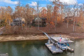 Chapman Cottage -Lakefront, Deep Water Dock-Party Deck, Paddleboard, Grills, Game Room, Pool table, Fireplace - Image 2