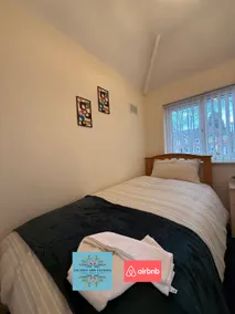 Birmingham Home - Free Parking, WiFi & 3 Bedrooms! - Image 5