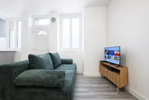 Le Trilou – Air-Conditioned • 3BR • King Bed - Image 4