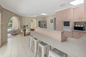 Swimming Creek Beach House - Image 5
