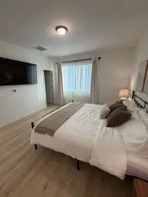 New 3BR Home | Sequoia | Hot Tub | BBQ | EV - Image 5