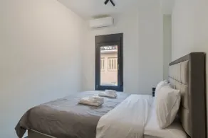 R Apartment 2 - Image 3