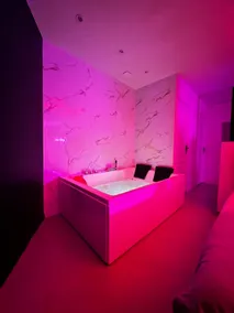Design Apartment with Private Jacuzzi - Image 2
