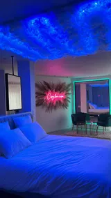 Design Apartment with Private Jacuzzi - Image 3