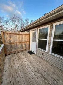 Spacious 2BR Apt with Balcony and 2 King Beds Sleeps 6 - Image 2