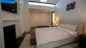 Sanctuary on Stanhope - Art & Modern Luxury - Image 5