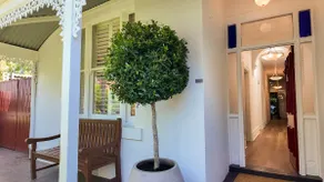 Sanctuary on Stanhope - Art & Modern Luxury - Image 4