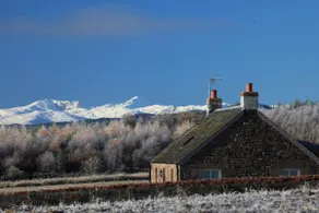 Award-Winning 5 Star Luxury Private Retreat - Hot Tub, Tennis, Fishing, Horses - Image 4