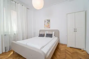 Stylish 2 bdrm, 5 guests, Serdika mall, Oborishte - Image 5
